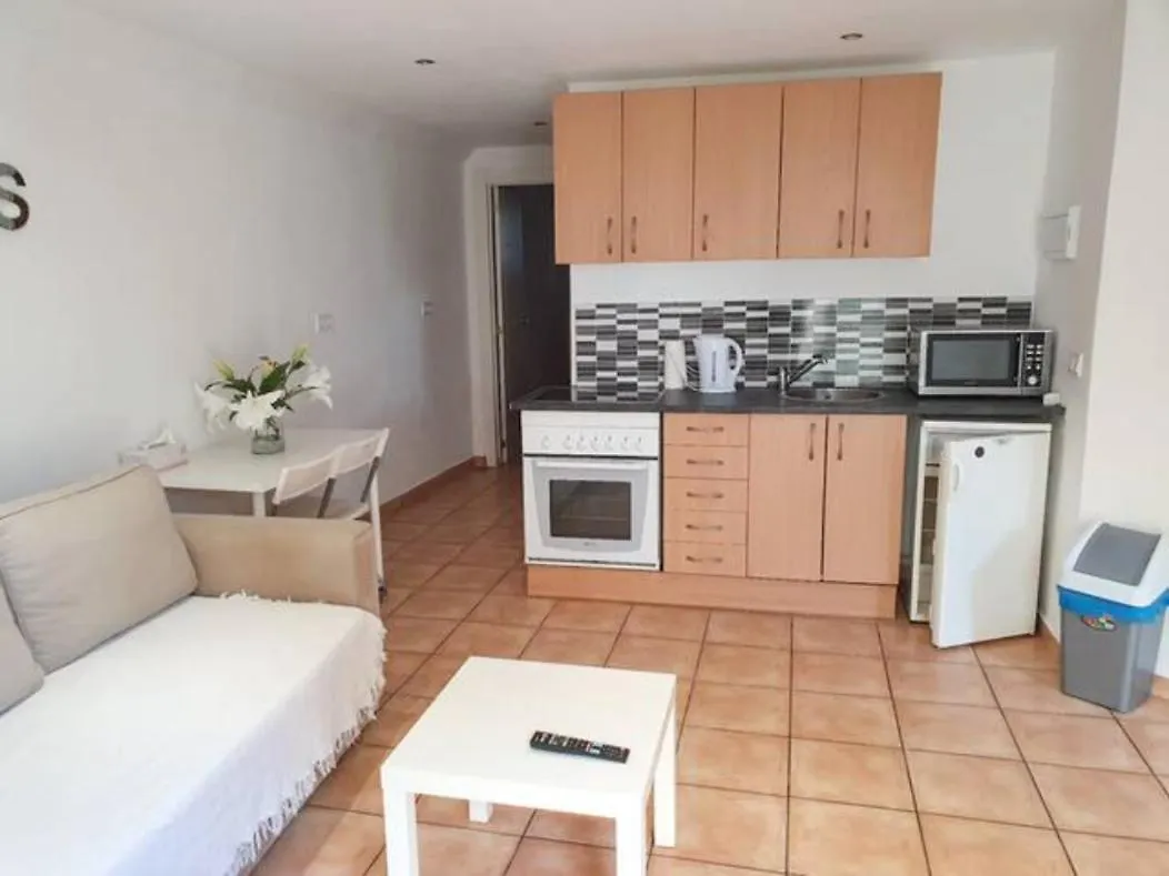 Appartement C Dans Une Villa Avec Piscine Chauffee & Jacuzzi, Chauffe En Extra Benalmadena 0*,  Spain