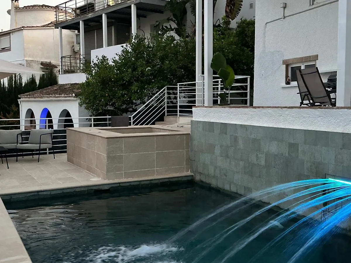 Appartement C Dans Une Villa Avec Piscine Chauffee & Jacuzzi, Chauffe En Extra Benalmadena Apartment