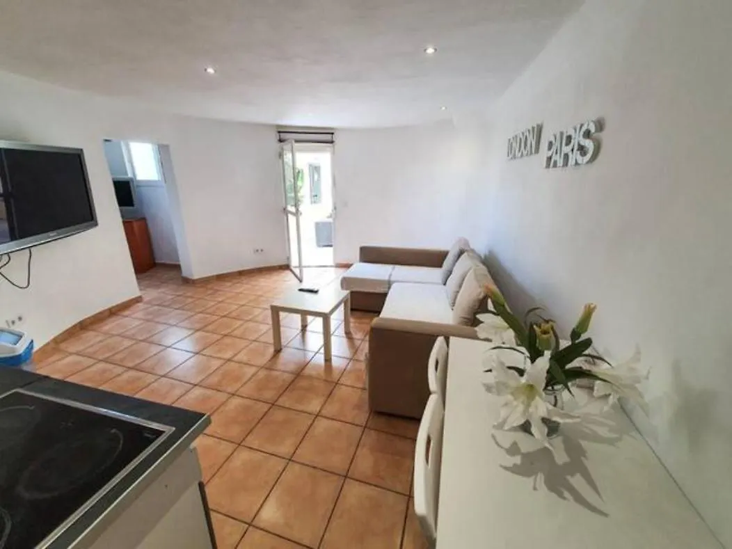 Appartement C Dans Une Villa Avec Piscine Chauffee & Jacuzzi, Chauffe En Extra Benalmádena