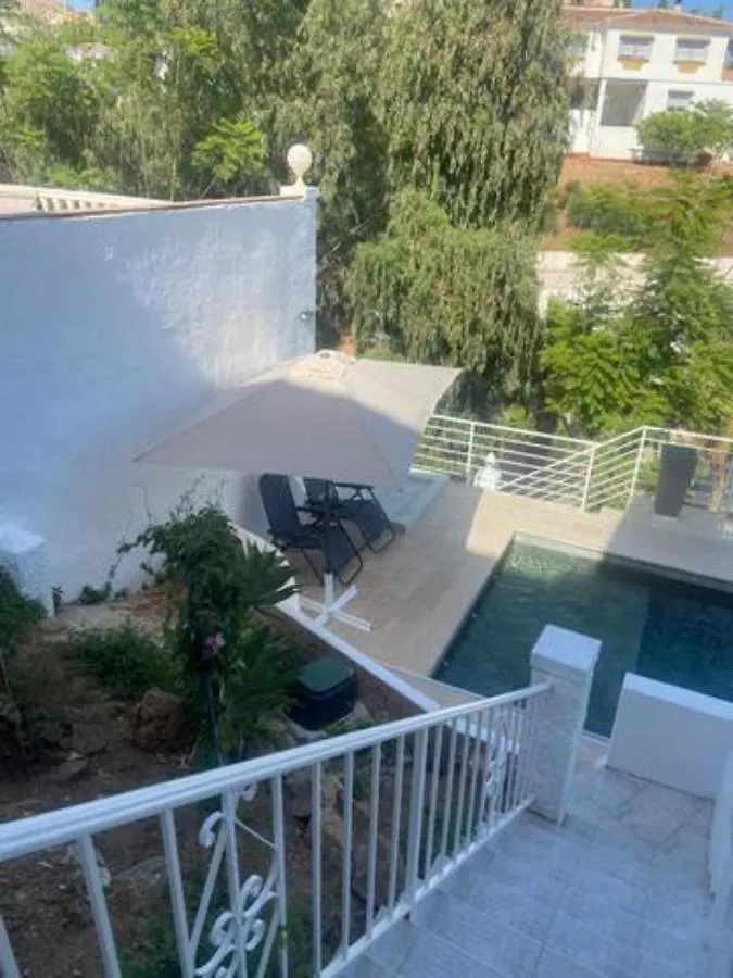 Appartement C Dans Une Villa Avec Piscine Chauffee & Jacuzzi, Chauffe En Extra Benalmádena