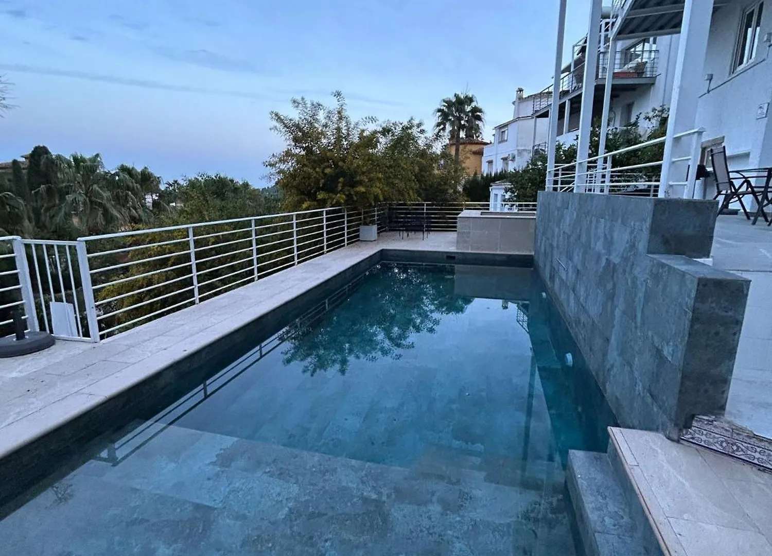 Apartmán Appartement C Dans Une Villa Avec Piscine Chauffee & Jacuzzi, Chauffe En Extra Benalmádena